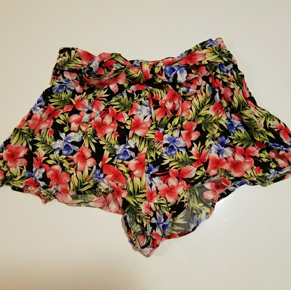 Tropical Print Knit shorts